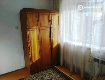 1-комнатная квартира, этаж 4 из 4, 37 м², миниатюра 10