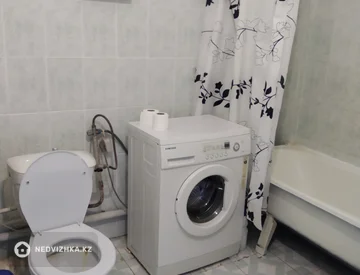 1-комнатная квартира, этаж 4 из 4, 37 м², миниатюра 11