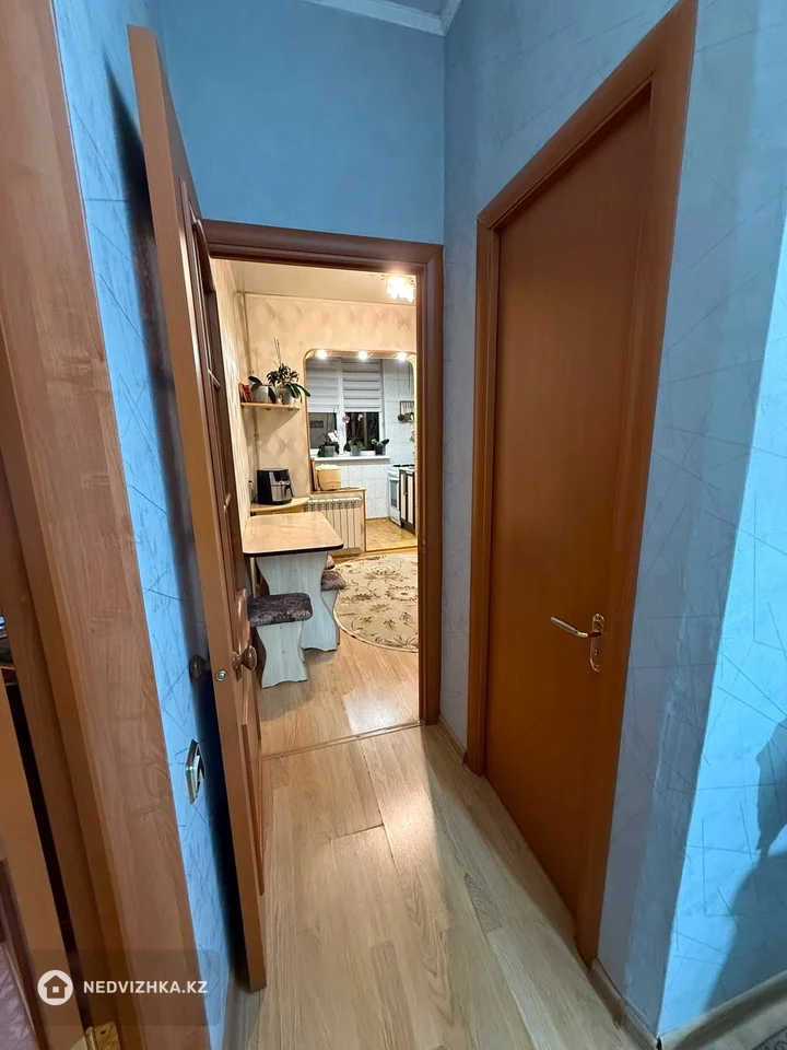 3-комнатная квартира, этаж 4 из 5, 62 м²