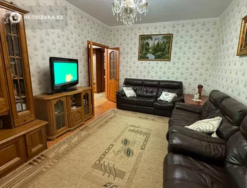 3-комнатная квартира, этаж 4 из 5, 62 м², миниатюра 12