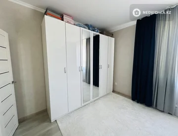 2-комнатная квартира, этаж 7 из 7, 57 м², миниатюра 3