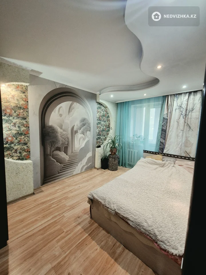 3-комнатная квартира, этаж 7 из 10, 70 м², фотография 2