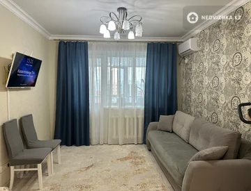 2-комнатная квартира, этаж 8 из 8, 48 м², миниатюра 5