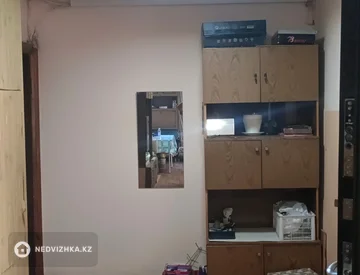 4-комнатная квартира, этаж 3 из 5, 80 м², миниатюра 1