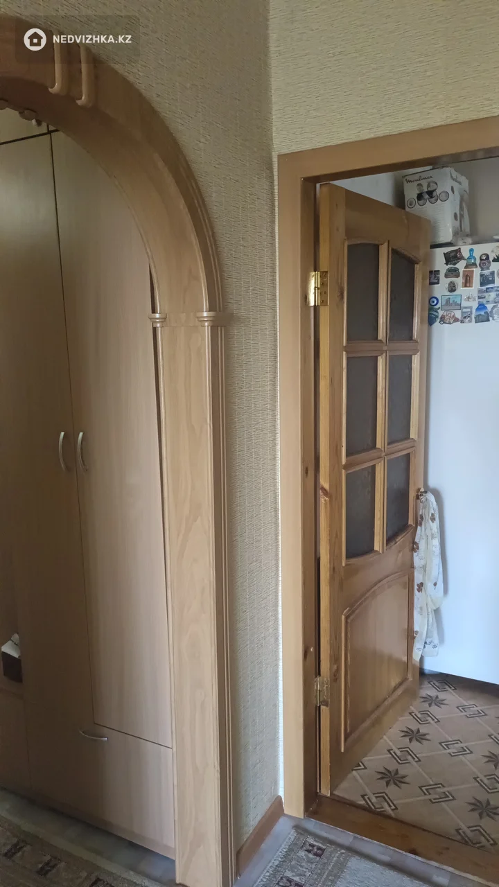 4-комнатная квартира, этаж 3 из 5, 80 м², фотография 5