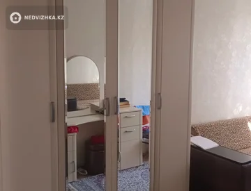 4-комнатная квартира, этаж 3 из 5, 80 м², миниатюра 7