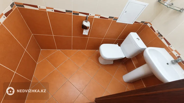3-комнатная квартира, этаж 9 из 12, 121 м², фотография 5