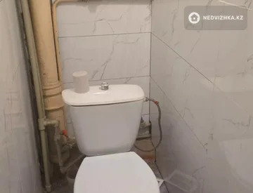 3-комнатная квартира, этаж 3 из 5, 60 м², На длительный срок, миниатюра 5