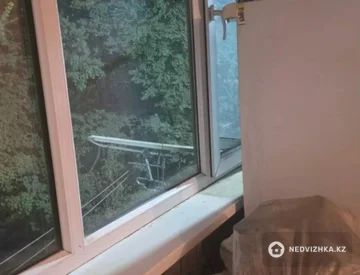 3-комнатная квартира, этаж 3 из 5, 60 м², На длительный срок, миниатюра 6