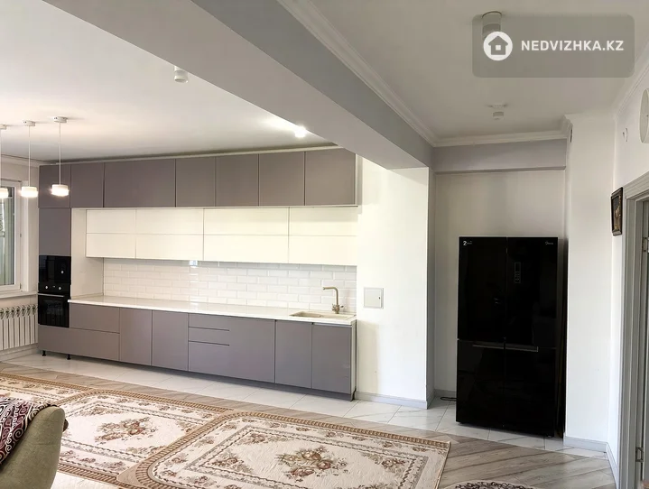4-комнатная квартира, этаж 7 из 7, 136 м², фотография 3