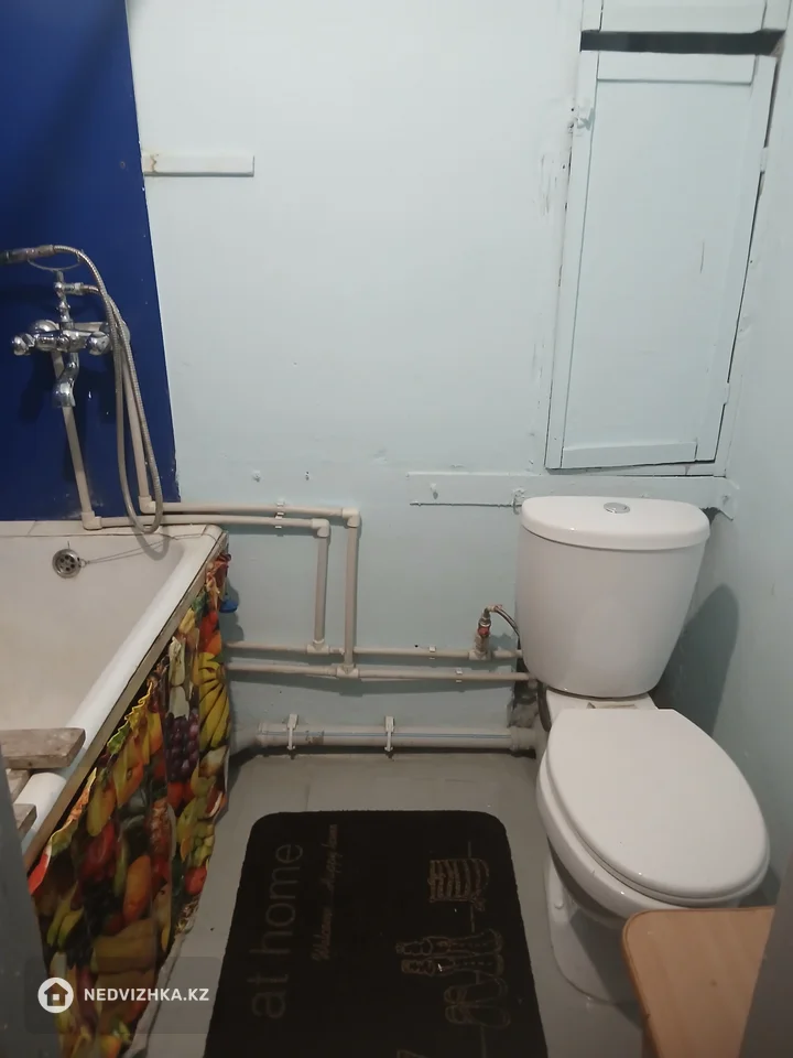 2-комнатная квартира, этаж 4 из 5, 31 м², фотография 3