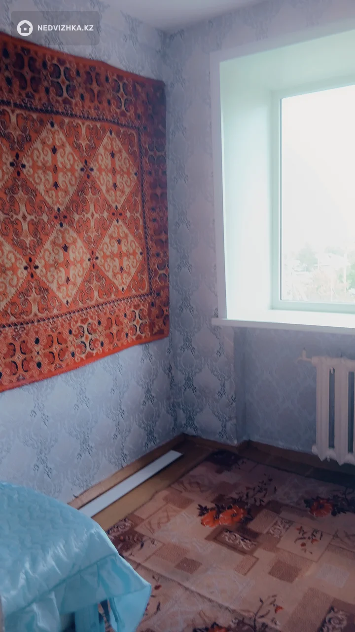 2-комнатная квартира, этаж 4 из 5, 31 м², фотография 5