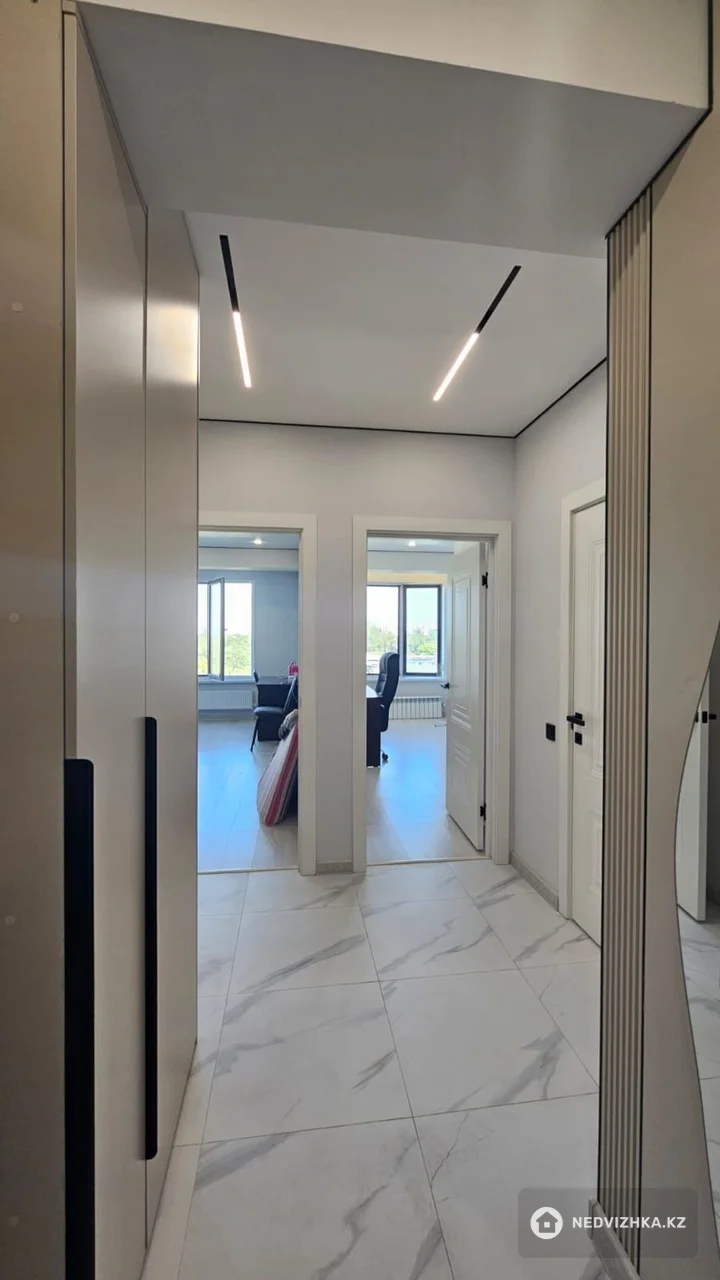 2-комнатная квартира, этаж 6 из 17, 47 м², фотография 4
