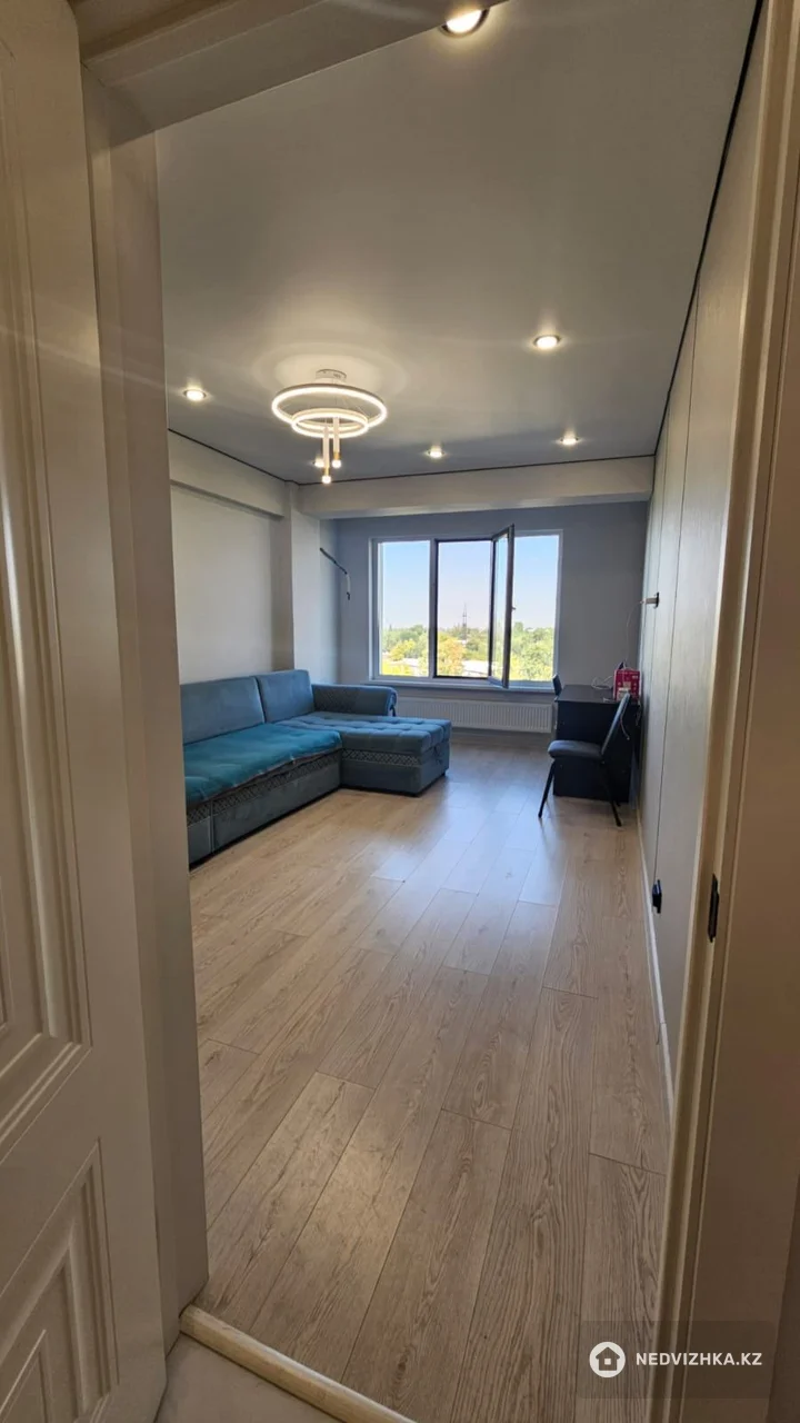 2-комнатная квартира, этаж 6 из 17, 47 м², фотография 5
