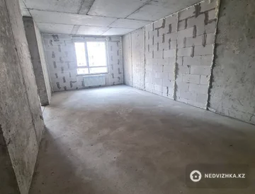 2-комнатная квартира, этаж 7 из 16, 60 м², миниатюра 1