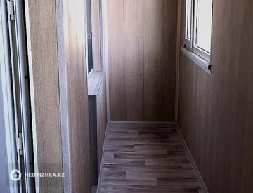3-комнатная квартира, этаж 9 из 9, 76 м², На длительный срок, миниатюра 11