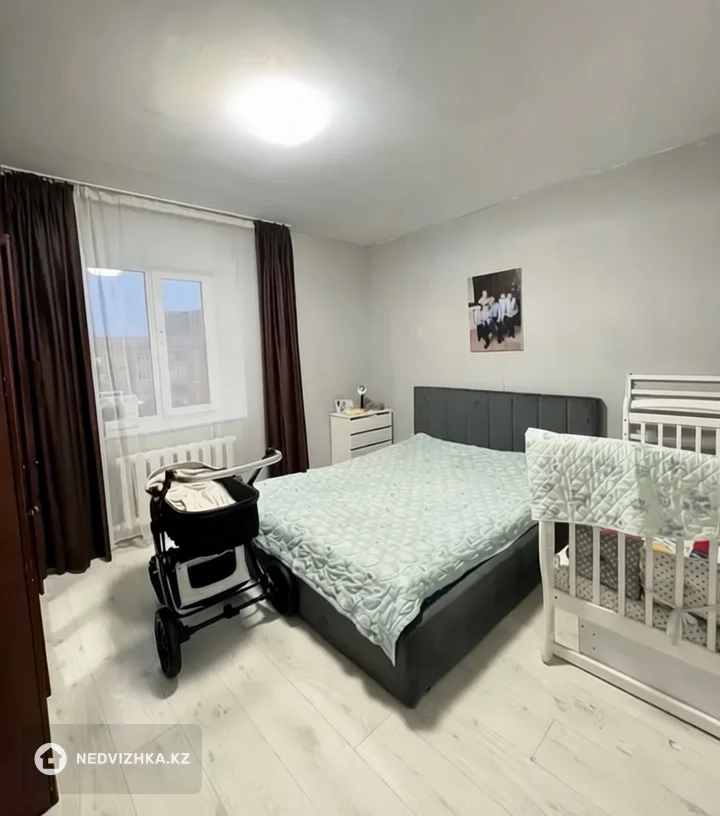 3-комнатная квартира, этаж 5 из 5, 88 м², фотография 2