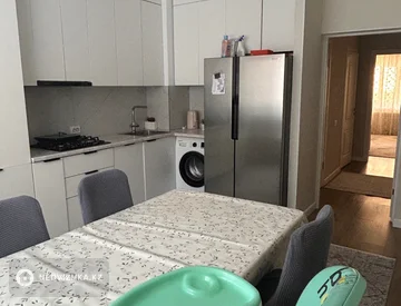 3-комнатная квартира, этаж 2 из 9, 100 м², миниатюра 6
