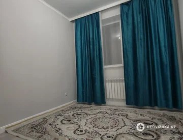3-комнатная квартира, этаж 4 из 10, 70 м², На длительный срок, миниатюра 9