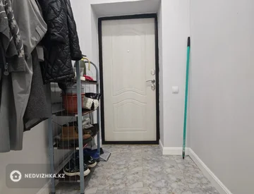 3-комнатная квартира, этаж 4 из 10, 70 м², На длительный срок, миниатюра 11