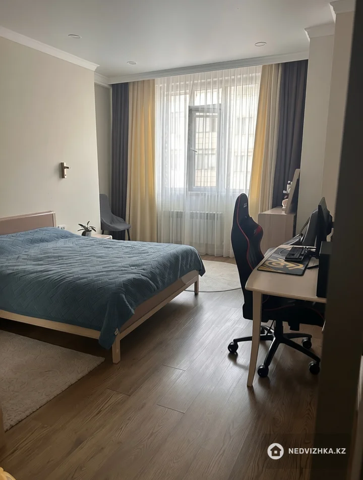 3-комнатная квартира, этаж 2 из 9, 100 м², фотография 3