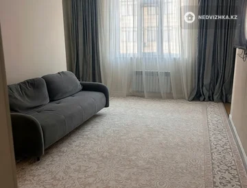 3-комнатная квартира, этаж 2 из 9, 100 м², миниатюра 1