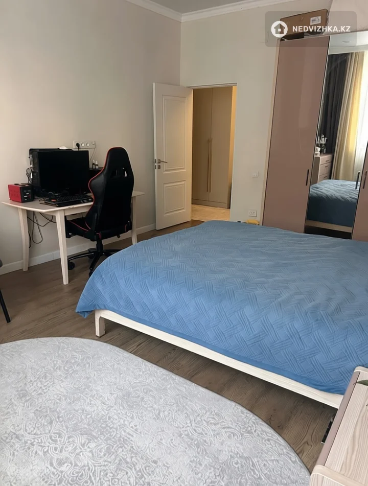 3-комнатная квартира, этаж 2 из 9, 100 м², фотография 4