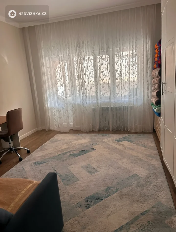 3-комнатная квартира, этаж 2 из 9, 100 м², фотография 5