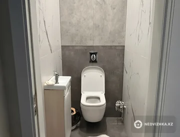3-комнатная квартира, этаж 2 из 9, 100 м², миниатюра 11