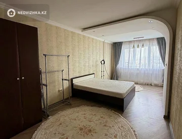 2-комнатная квартира, этаж 10 из 18, 72 м², На длительный срок, миниатюра 8