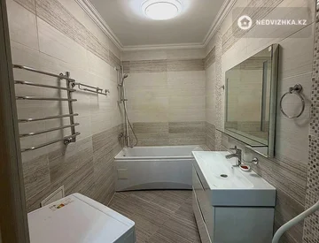 2-комнатная квартира, этаж 10 из 18, 72 м², На длительный срок, миниатюра 4