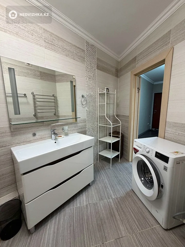 2-комнатная квартира, этаж 10 из 18, 72 м², На длительный срок, фотография 5