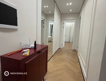 2-комнатная квартира, этаж 9 из 12, 70 м², миниатюра 3