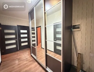 2-комнатная квартира, этаж 9 из 12, 70 м², миниатюра 5
