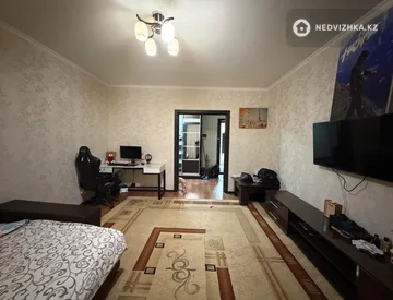 2-комнатная квартира, этаж 9 из 12, 70 м², миниатюра 9