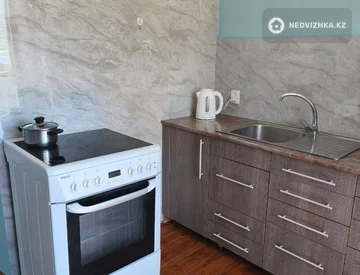 2-комнатная квартира, этаж 5 из 5, 50 м², На длительный срок, миниатюра 12
