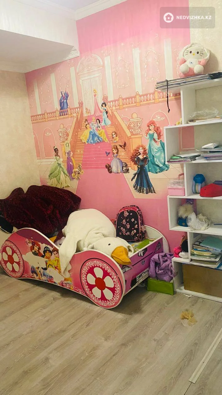 3-комнатная квартира, этаж 8 из 10, 92 м², фотография 5