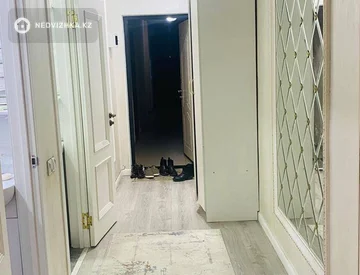 3-комнатная квартира, этаж 8 из 10, 92 м², миниатюра 7