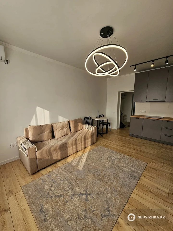 2-комнатная квартира, этаж 7 из 13, 50 м², На длительный срок, фотография 2