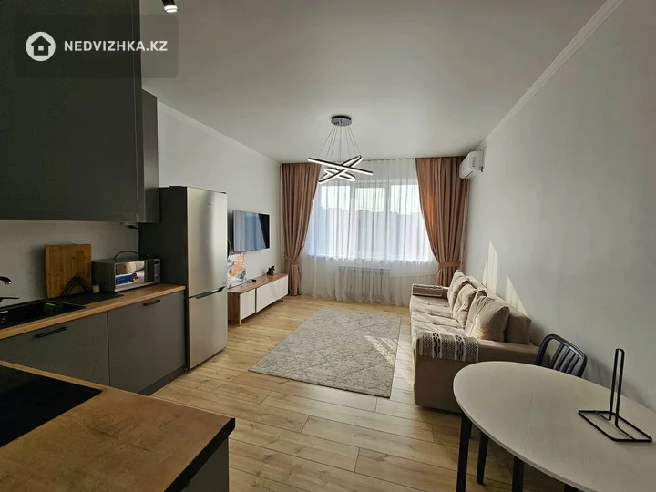 2-комнатная квартира, этаж 7 из 13, 50 м², На длительный срок