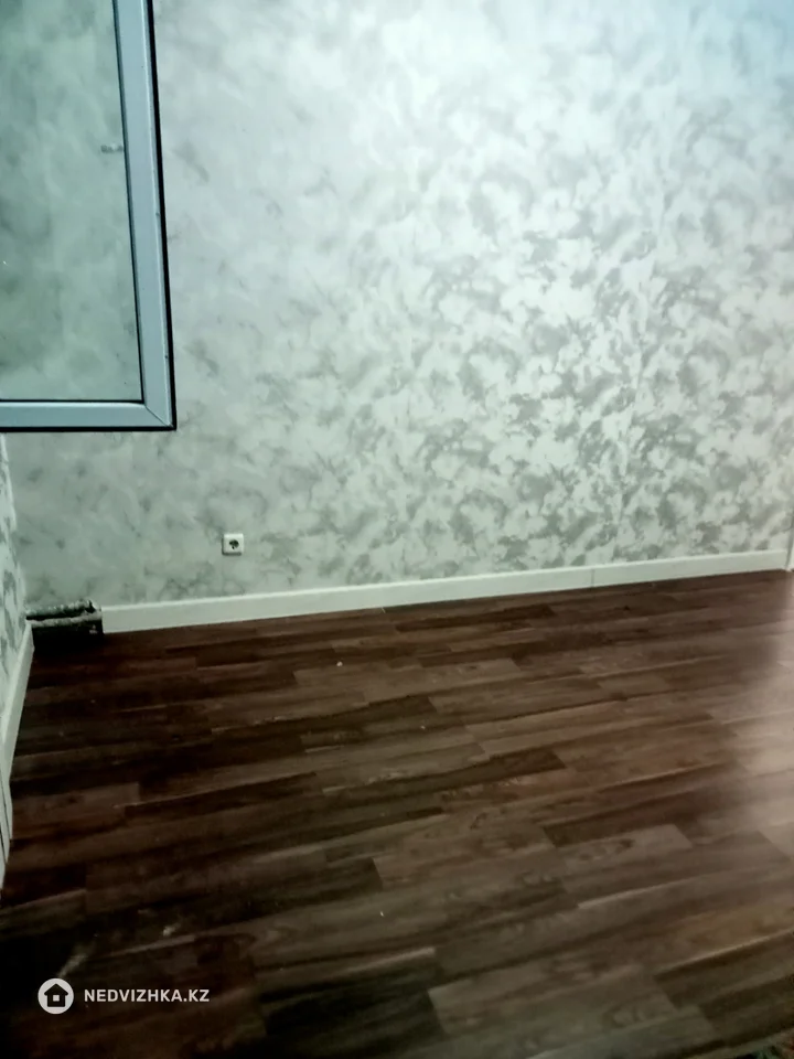 2-комнатная квартира, этаж 4 из 5, 51 м², фотография 2