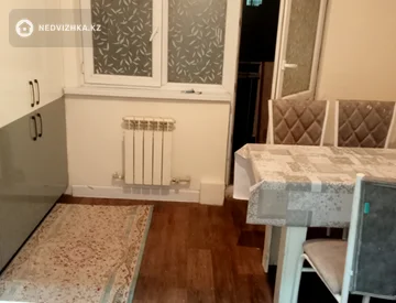 2-комнатная квартира, этаж 4 из 5, 51 м², миниатюра 3