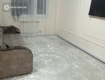 2-комнатная квартира, этаж 4 из 5, 51 м², миниатюра 4