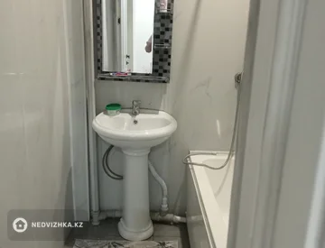 2-комнатная квартира, этаж 4 из 5, 51 м², миниатюра 5