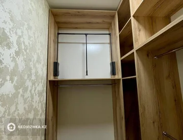 3-комнатная квартира, этаж 3 из 9, 95 м², миниатюра 2