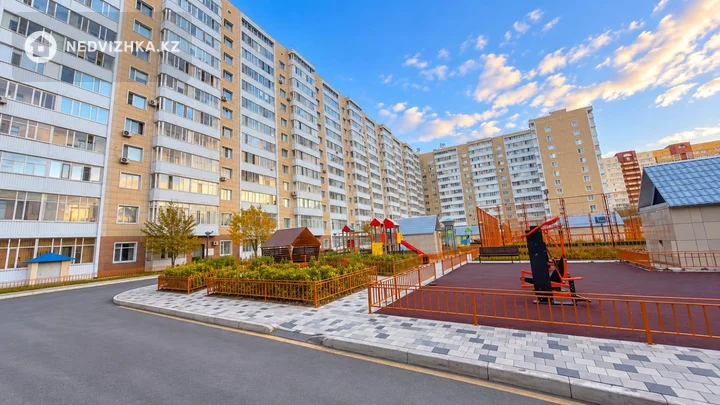 3-комнатная квартира, этаж 3 из 12, 94 м², фотография 3