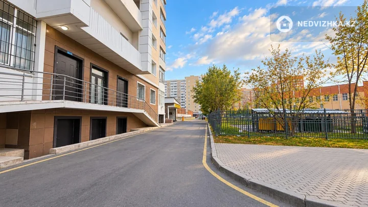 3-комнатная квартира, этаж 3 из 12, 94 м²