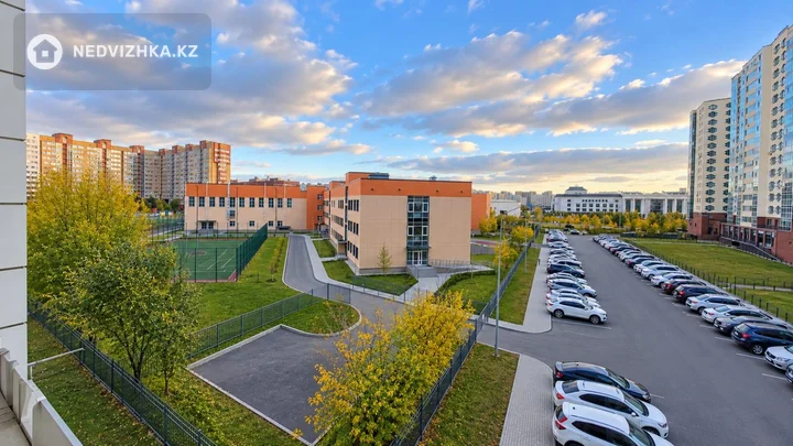 3-комнатная квартира, этаж 3 из 12, 94 м², фотография 4