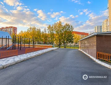 3-комнатная квартира, этаж 3 из 12, 94 м², миниатюра 5