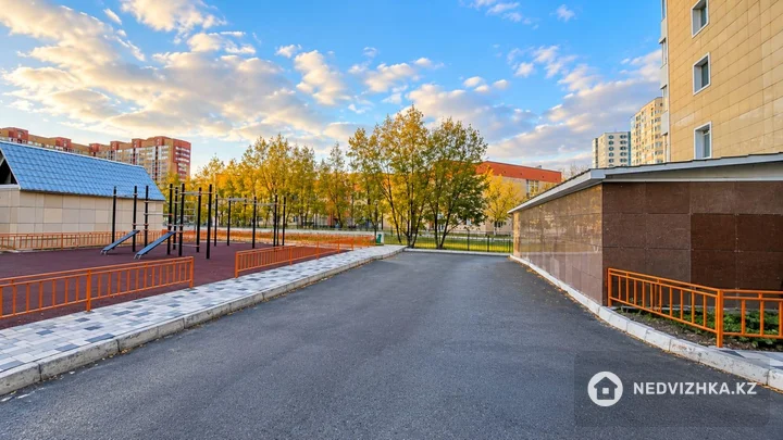 3-комнатная квартира, этаж 3 из 12, 94 м², фотография 5